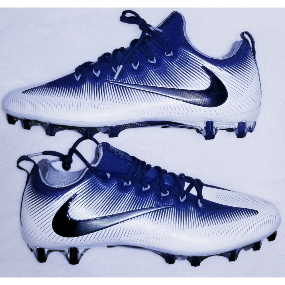 NIKE FOOTBALL CLEATS SIZE:15
